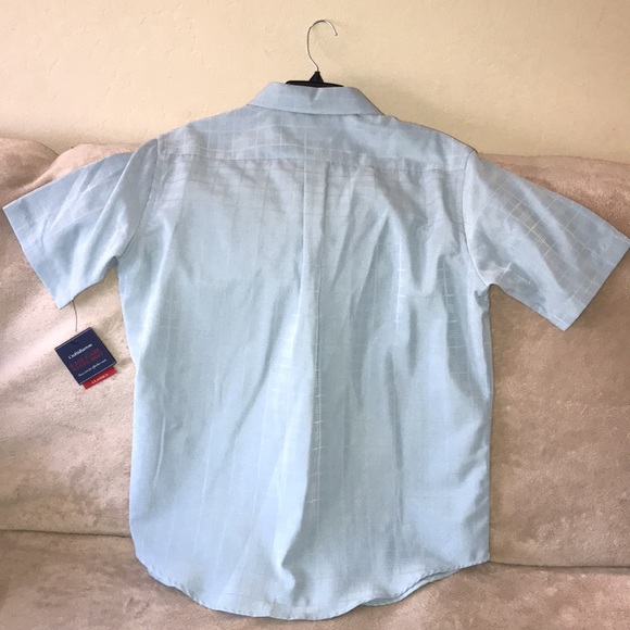 Croft & Barrow Large light blue woven button down New - Picture 3 of 6